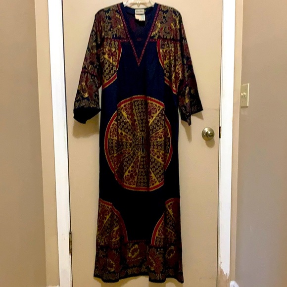 Antique long dress perfect condition. V neck/ long sleeves and length NAVY/multi - Picture 3 of 6